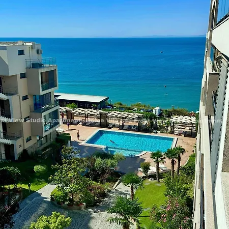 Апартаменты Sea Front View Lux Dolce 2