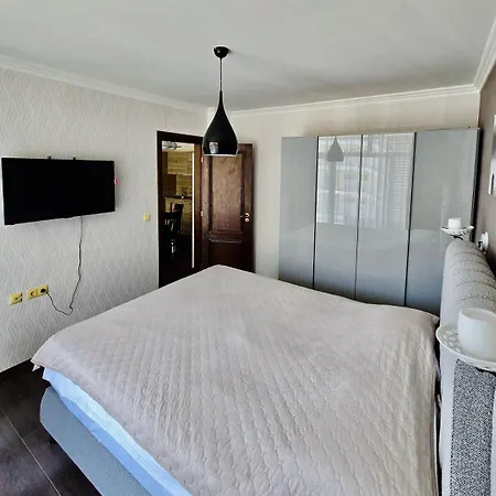 Sea Front View Lux Dolce 2 Apartment *